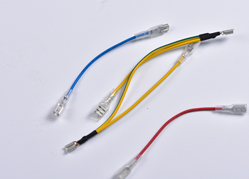 端子護套線UL線電源開關(guān)接線